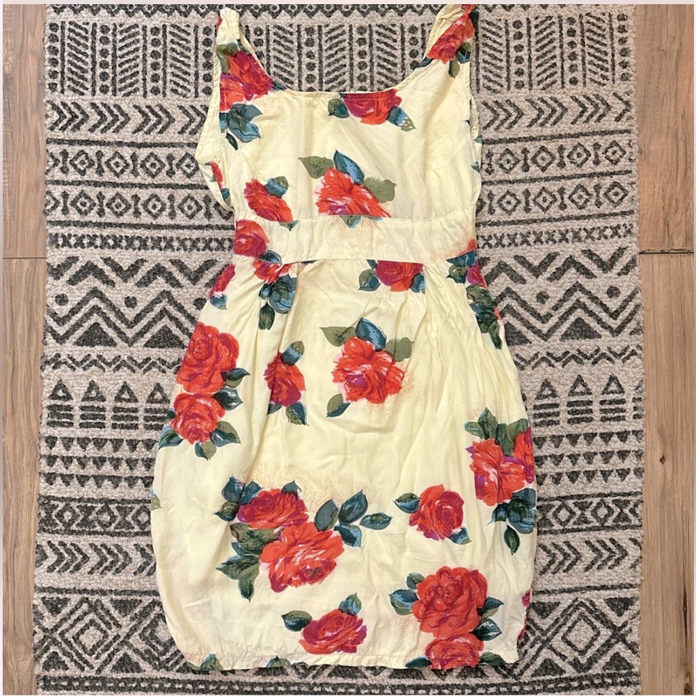 Hennes collection by H & M pale yellow and red floral dress cinched at waist